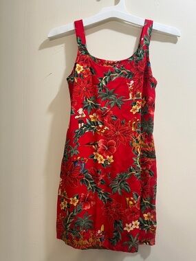 Girls Christmas Holiday Aloha Wear (6) in good used condition